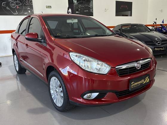 FIAT GRAND SIENA 1.6 MPI ESSENCE 16V FLEX 4P MANUAL FIAT GRAND SIENA 1.6 MPI ESSENCE 16V FLEX 4P MANUAL